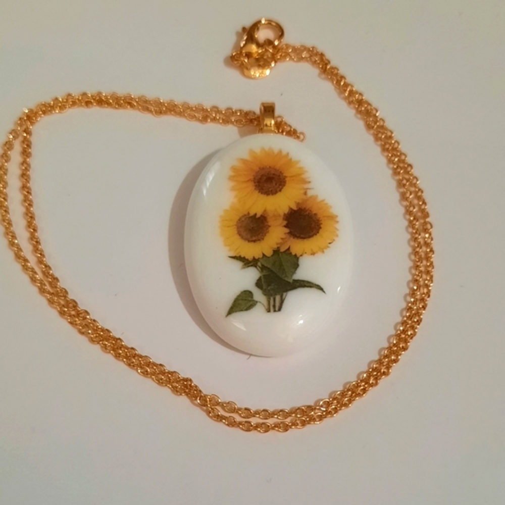 Stained Glass Necklace with Three Sunflower 🌻 Fused Decal